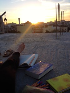 tonight: each day, the sun it rises, the sun it sets